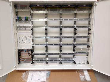 F-tronic Zählerschrank 2x eHZ Zählerfeld mit Datenschnittstelle + 3x Verteilerfeld + 1x Verteilerfeld mit APZ, 5-feldrig